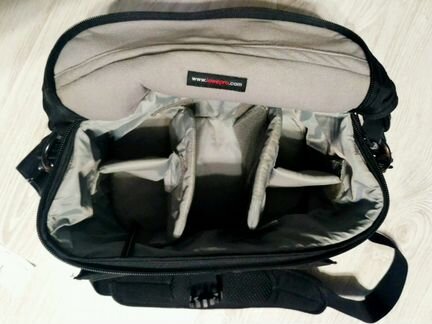 Фотосумка Lowepro Stealth Reporter D300 AW