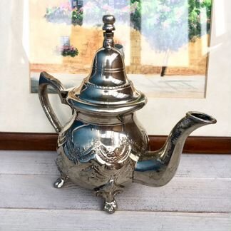 Посеребрённый чайник арабский