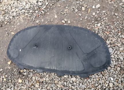 Шумоизоляция капота Skoda Rapid