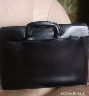 Кожаный портфель
