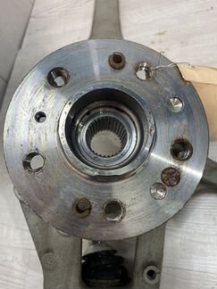 Кулак поворотный со ступицей mercedes w164 x164