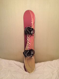 Сноуборд, креплениями, ботинки. Комплект