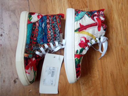 Новые кеды на девочку Vitacci