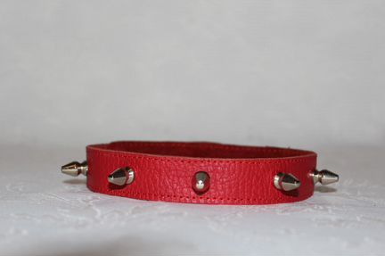 Ошейник красный с шипами Косплей