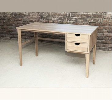 Письменный стол из массива дуба