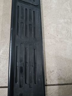 Порог правый и левый, подножка