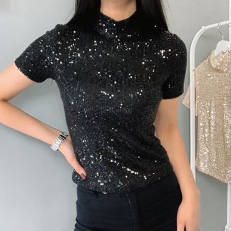 Блестящая футболка с паетками