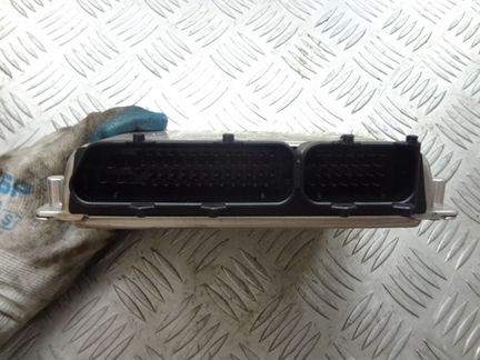 Блок управления двигателем VAG VW audi skoda