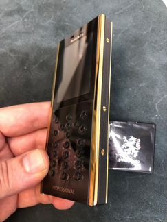 Телефон Mobiado Professional 105GCB