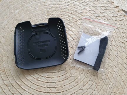 Крепление настенное для Xiaomi Mi Box 3