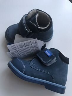 Новые демисезонные ботинки