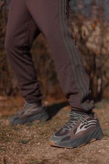 Adidas Yeezy Boost 700v2 Geode