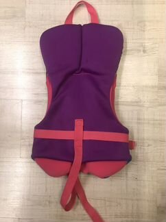 Детский спасательный жилет до 2 лет