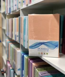 Постельное белье новое, подушки и одеяло