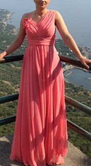 Вечернее платье