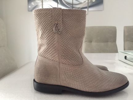 Полусапожки Guess 36 размер