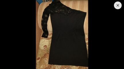 Платье коктельное с одним рукавом, р. 44-46