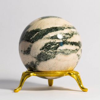 Шар из камня - скарн