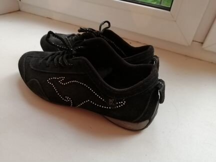 Кроссовки со стразами