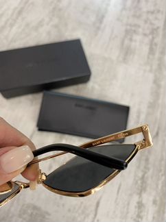 Очки Saint Laurent в золотой оправе