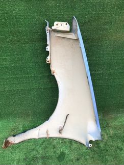 Крыло переднее правое Mitsubishi Space Star DG