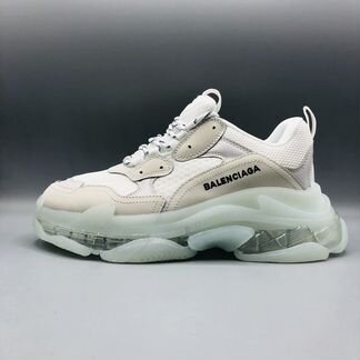 Balenciaga Triple s