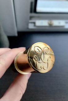 Помада Guerlain, brun metal (403)