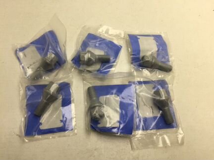 Болт колесный Nissan Almera G15