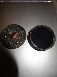 Шкатулка Ракушка перламутр,мини с камнем