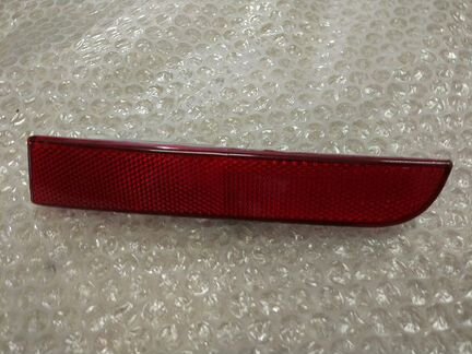 Отражатель заднего бампера Митсубиси Лансер 10