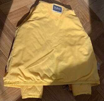 Куртка-ветровка Gulliver желтого цвета рост 116