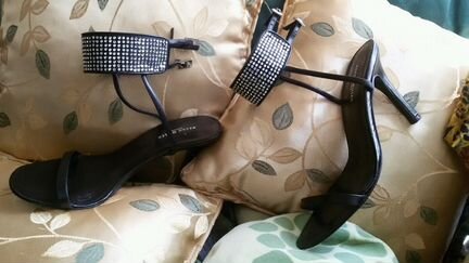 Karen Millen. England. Lux class. Svarovski