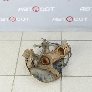 Кулак поворотный передний правый Skoda Fabia 2007