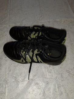 Кроссовки футбольные Adidas 37,5 р