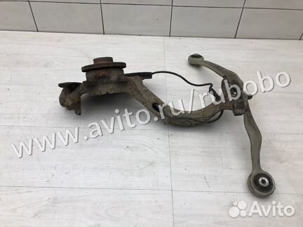 Кулак передний левый Vw Passat B5 ATQ 2001