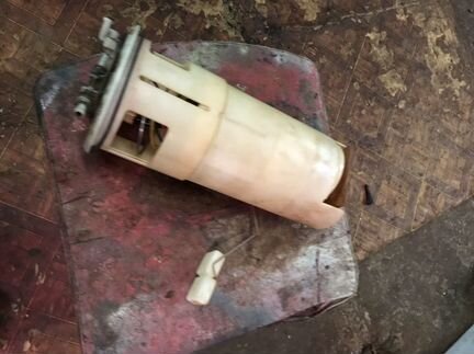 Топливный насос 93-97 Dodge Intrepid 1