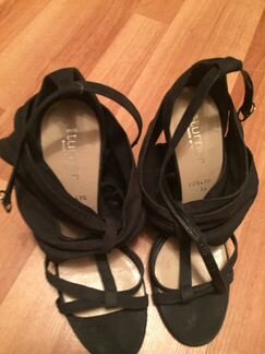 Eva Turner чёрные босоножки из замши оригинал