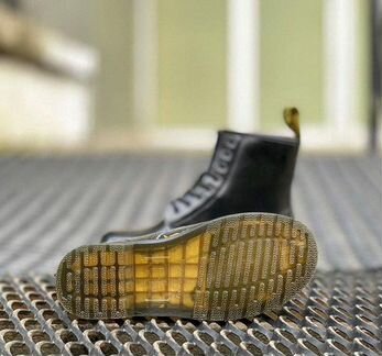 Женские ботинки Dr martens
