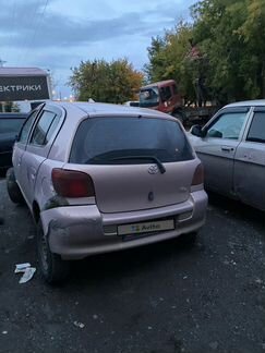 Toyota Vitz 1.0 AT, 2000, битый, 299 000 км