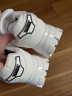 Кроссовки Prada