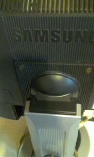 Монитор Samsung