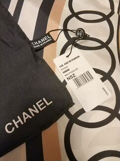 Шелковый платок Chanel и Louis Vuitton