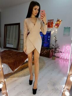 Великолепное женское платье новое