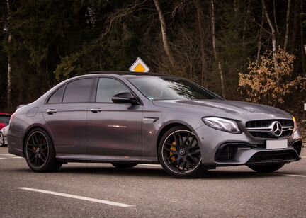 Обвес черный матовый Mercedes E 213 63s AMG