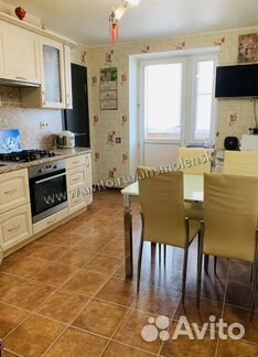 2-к квартира, 62 м², 3/10 эт.