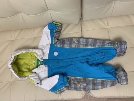 Комбинезон зимний с закрытыми ножками р-р 68