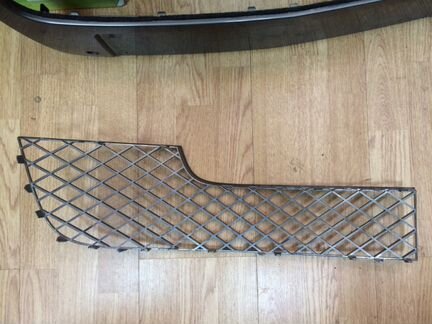 Решетка бампера Bentley new gt 2012