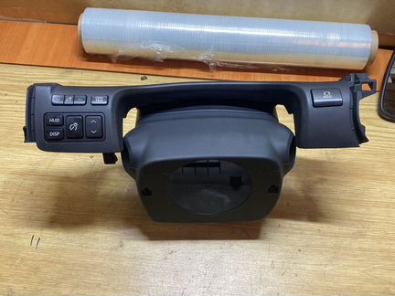 Кожух подрулевой Lexus GS4 2012-2017г