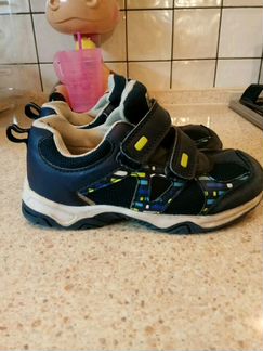 Кроссовки Lassietec 28 р б/у