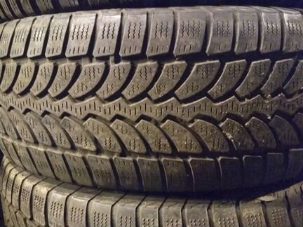 235 65 17 2шт Bridgestone Blizzak LM-80